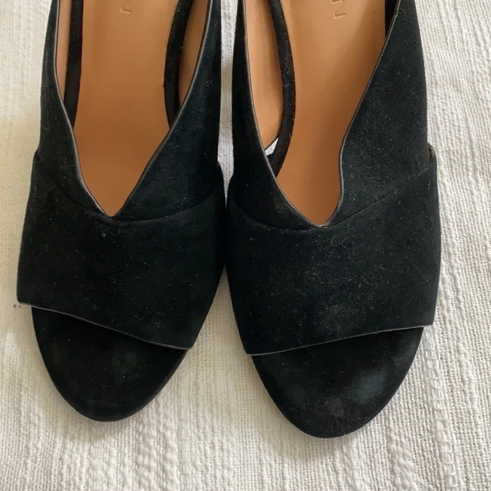 •Halston Heritage• Black Suede Sandals, EEEUC - Picture 4 of 9